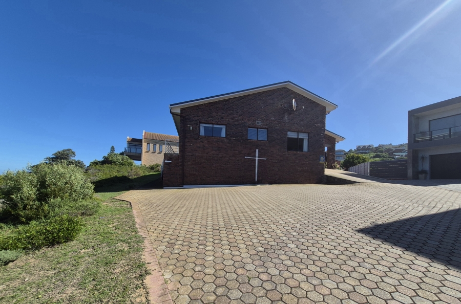 5 Bedroom Property for Sale in Dana Bay Western Cape